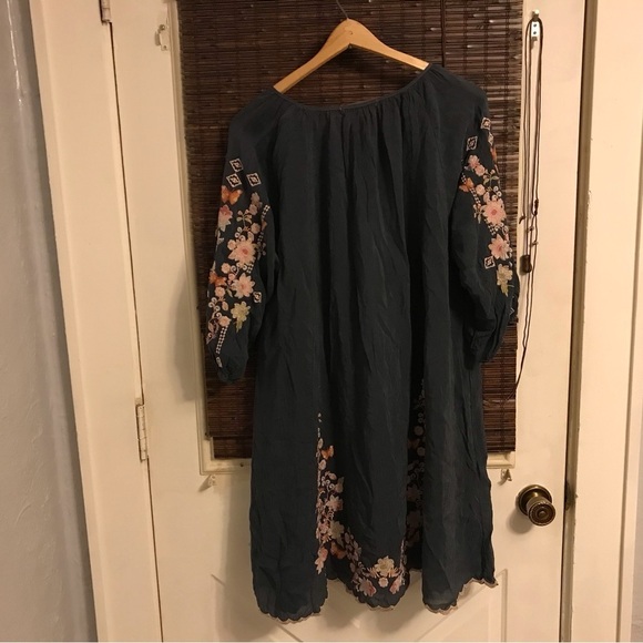 Johnny Was button up Astara tunic dress with bell sleeves - Picture 5 of 13